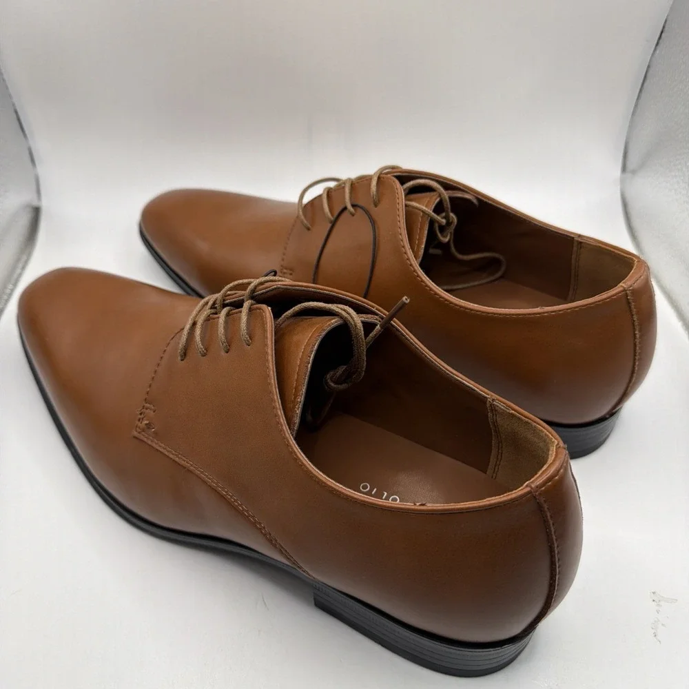 Perry Ellis Men's Faux Leather Derby Lace-Up Dress or Casual Shoe Brown Size 9.5